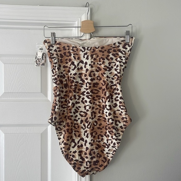 Aerie One Piece Full Coverage Swim Suit in Leopard Size Large NWT - Picture 2 of 4